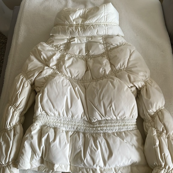 Winter jacket - Picture 2 of 5